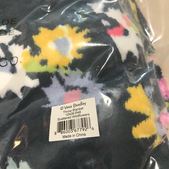 NIP VERA BRADLEY SCATTERED WILDFLOWER THROW - Picture 5 of 5
